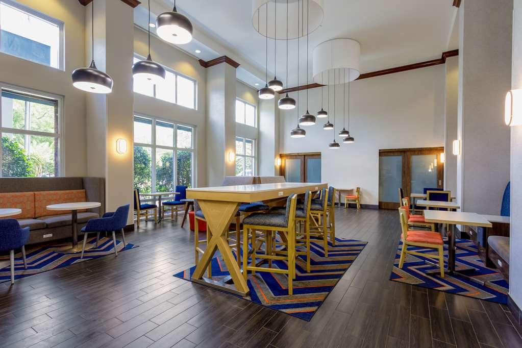 Hampton Inn & Suites Tallahassee I-10-Thomasville Road Restaurant photo